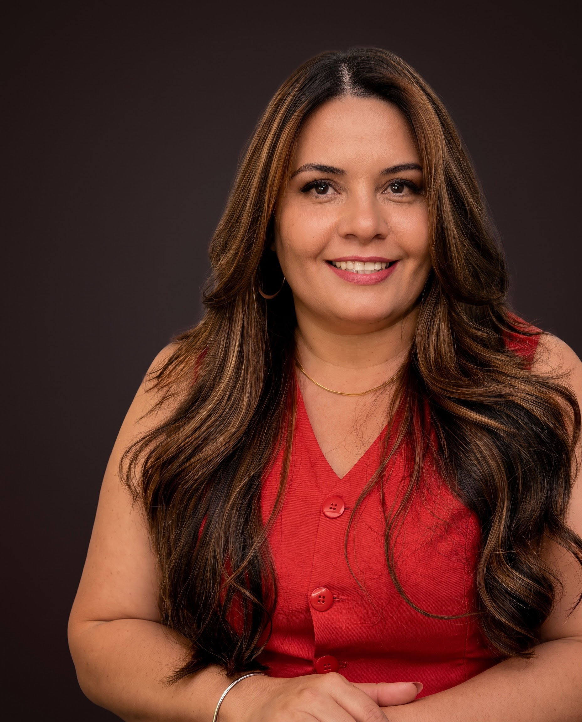 Jeany Patricio, especialista em colorimetria e mechas